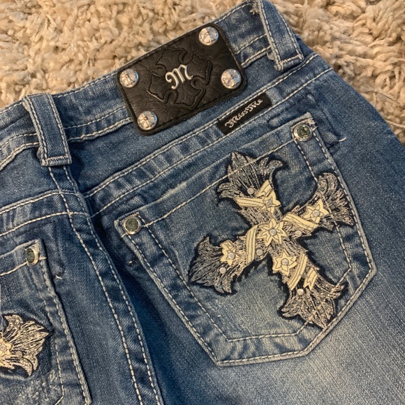 Miss Me Boot Cut Jeans - Picture 4 of 7